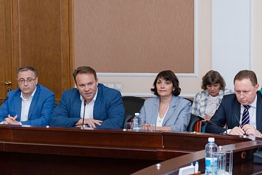 Согласована повестка очередного заседания Законодательного Собрания